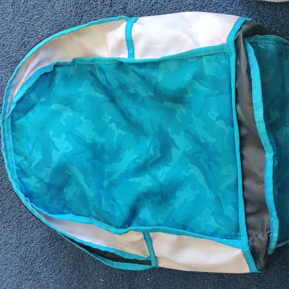 Fortnite boys backpack 18 in deep 14 in wide - Picture 8 of 9